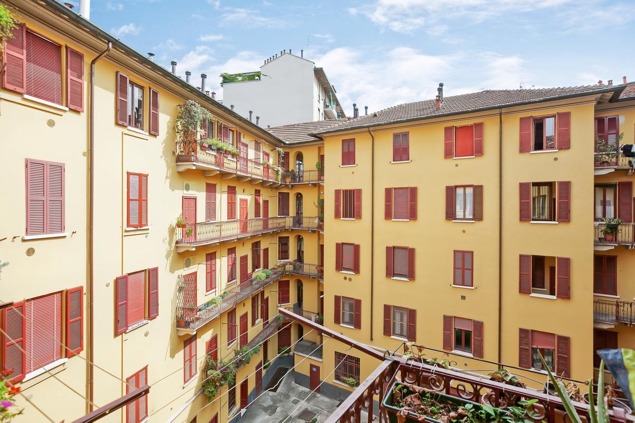 Cenisio Brilliant Flat Apartment Milan Bagian luar foto